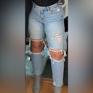 American Eagle Mom Jeans